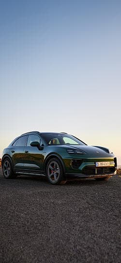 保时捷 Macan 4s 高清手机竖屏壁纸