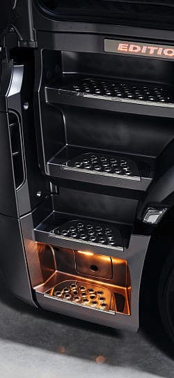 奔驰 Actros 1863 ls 4x2 edition 高清手机竖屏壁纸