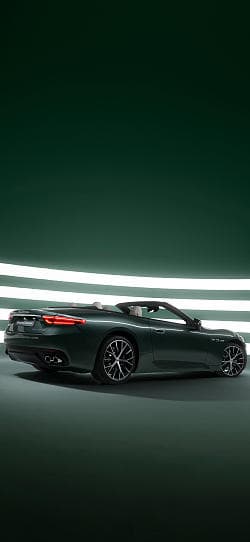 玛莎拉蒂 GranCabrio 490-CV 高清手机竖屏壁纸