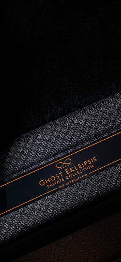 劳斯莱斯 古斯特 black_badge_ghost_ekleipsis_private_collection 高清手机竖屏壁纸