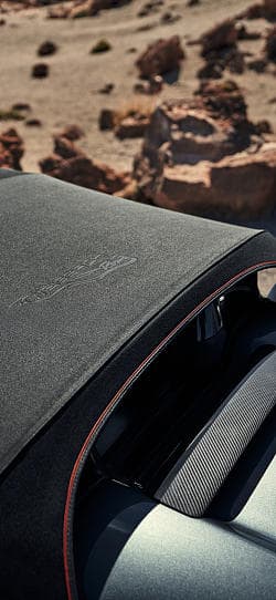 保时捷 718 spyder rs 高清手机竖屏壁纸