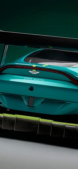 阿斯顿·马丁 Vantage gt3 高清手机竖屏壁纸