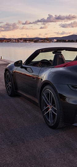 保时捷 911 carrera gts cabriolet 高清手机竖屏壁纸