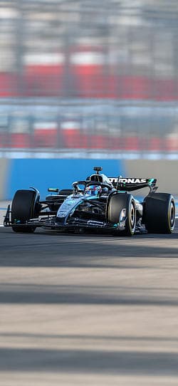 F1 奔驰 W16 高清手机竖屏壁纸