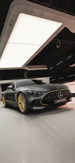 奔驰 AMG GT F1电影特别版 高清手机竖屏壁纸
