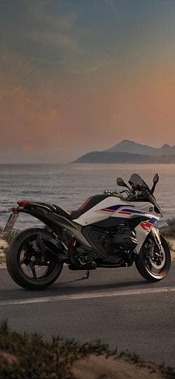 宝马 R系 1300 R 高清手机竖屏壁纸