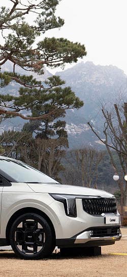 起亚 嘉华 limousine 高清手机竖屏壁纸