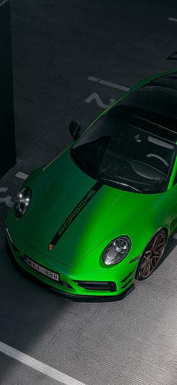 保时捷 911 Carrera T 高清手机竖屏壁纸