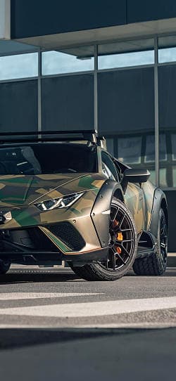兰博基尼 Huracán sterrato all terrain ad personam 高清手机竖屏壁纸