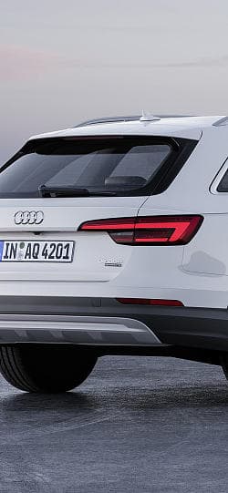 奥迪 A4 allroad 高清全屏壁纸