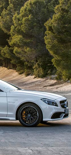 奔驰 AMG CLS 63 高清手机竖屏壁纸