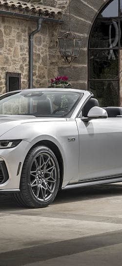 福特 Mustang gt  高清手机竖屏壁纸