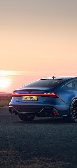 奥迪 RS7 sportback performance 高清手机竖屏壁纸