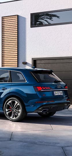 奥迪 Q7 55_tfsi_quattro 高清手机竖屏壁纸