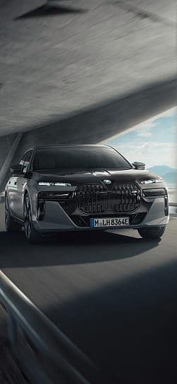 宝马 7系 m760e xdrive 高清手机竖屏壁纸