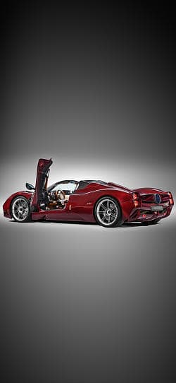 帕加尼 Utopia Roadster 高清手机竖屏壁纸