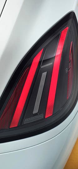 劳斯莱斯 古斯特 BLACK BADGE SERIES II 高清手机竖屏壁纸