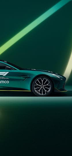 阿斯顿·马丁 Vantage f1_safety_car 高清手机竖屏壁纸