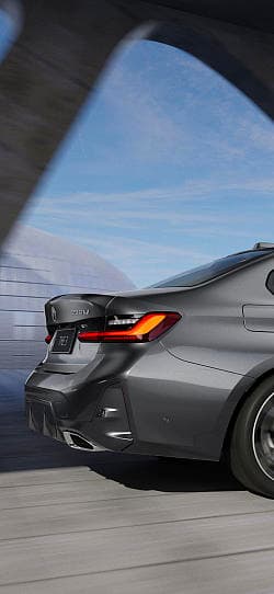 宝马 3系 330li m sport 高清手机竖屏壁纸