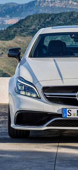 奔驰 AMG CLS 63 高清手机竖屏壁纸