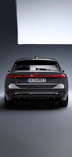 奥迪 A6 e-tron avant s_line 高清手机竖屏壁纸