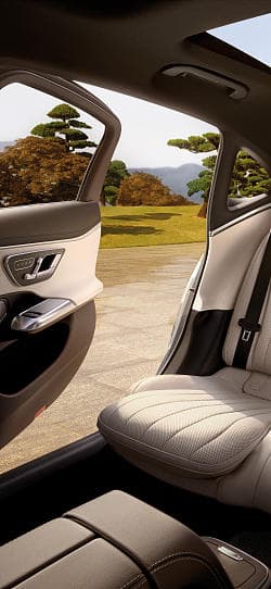 奔驰 E级 300 L amg line 高清手机竖屏壁纸