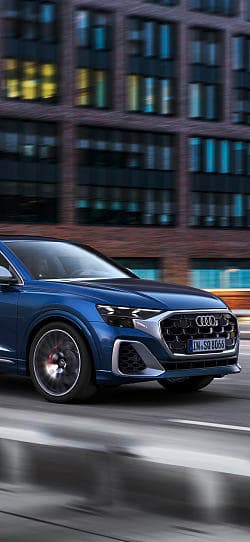 奥迪 SQ8 tfsi 高清手机竖屏壁纸