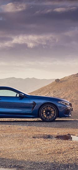 宝马 M8 competition coupe 高清手机竖屏壁纸