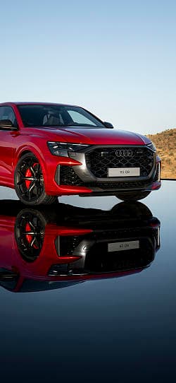 奥迪 RS Q8 performance 高清手机竖屏壁纸