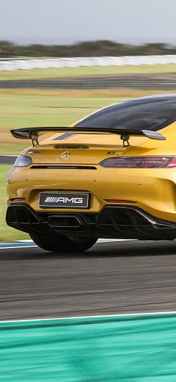 奔驰 AMG GT r pro 高清手机竖屏壁纸