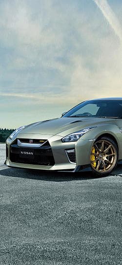 日产 GT-R premium edition 高清手机竖屏壁纸