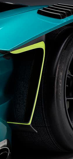 阿斯顿·马丁 Vantage gt3 高清手机竖屏壁纸