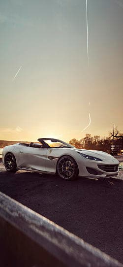 法拉利 Portofino novitec 高清手机竖屏壁纸