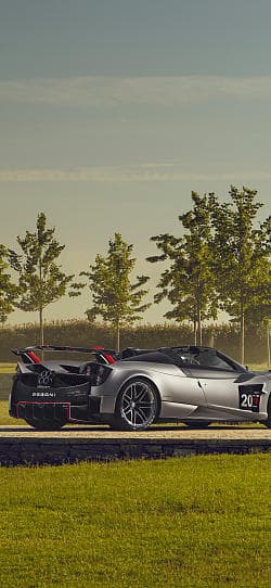 帕加尼 Huayra roadster_bc 高清手机竖屏壁纸