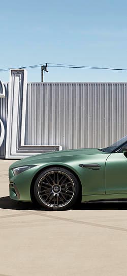 奔驰 AMG SL 63s e performance 高清手机竖屏壁纸
