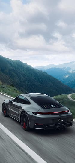 保时捷 911 Carrera 4 GTS Sonderwunsch 高清手机竖屏壁纸
