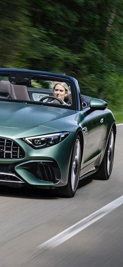 奔驰 AMG SL 63 s e performance 高清手机竖屏壁纸