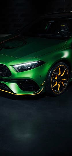 奔驰 AMG A 45 s 4matic final edition 高清手机竖屏壁纸