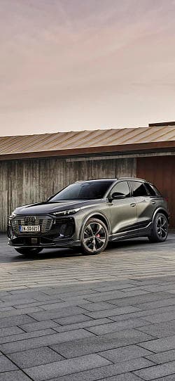 奥迪 SQ6 e-tron 高清手机竖屏壁纸