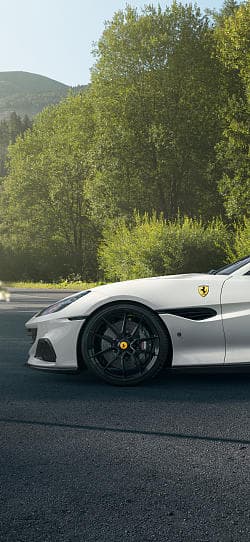 法拉利 Portofino m novitec 高清手机竖屏壁纸