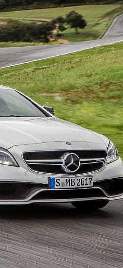 奔驰 AMG CLS 63 高清手机竖屏壁纸