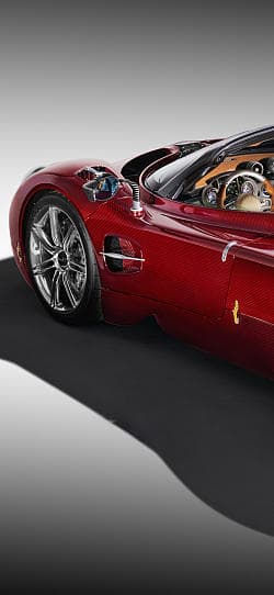 帕加尼 Utopia Roadster 高清手机竖屏壁纸