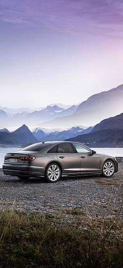 奥迪 A8 quattro s line 高清手机竖屏壁纸