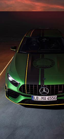 奔驰 AMG A 45 s 4matic final edition 高清手机竖屏壁纸