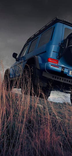 奔驰 AMG G 63 4x4 高清手机竖屏壁纸