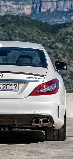 奔驰 AMG CLS 63 高清手机竖屏壁纸