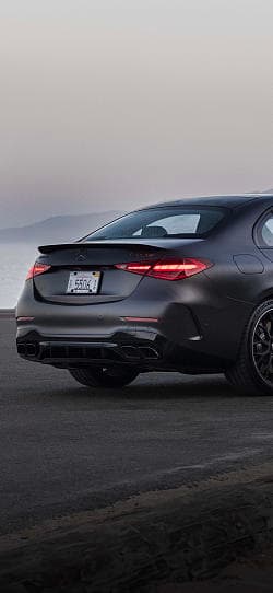 奔驰 AMG C 63 s e performance 高清手机竖屏壁纸