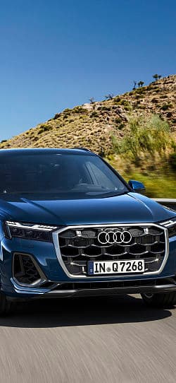 奥迪 Q7 55_tfsi_quattro 高清手机竖屏壁纸