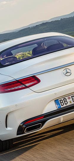 奔驰 AMG S 500 coupe 4matic amg sports package 高清手机竖屏壁纸