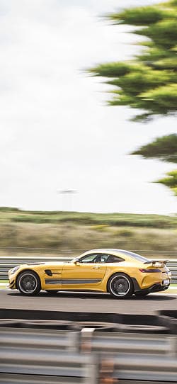 奔驰 AMG GT r pro 高清手机竖屏壁纸